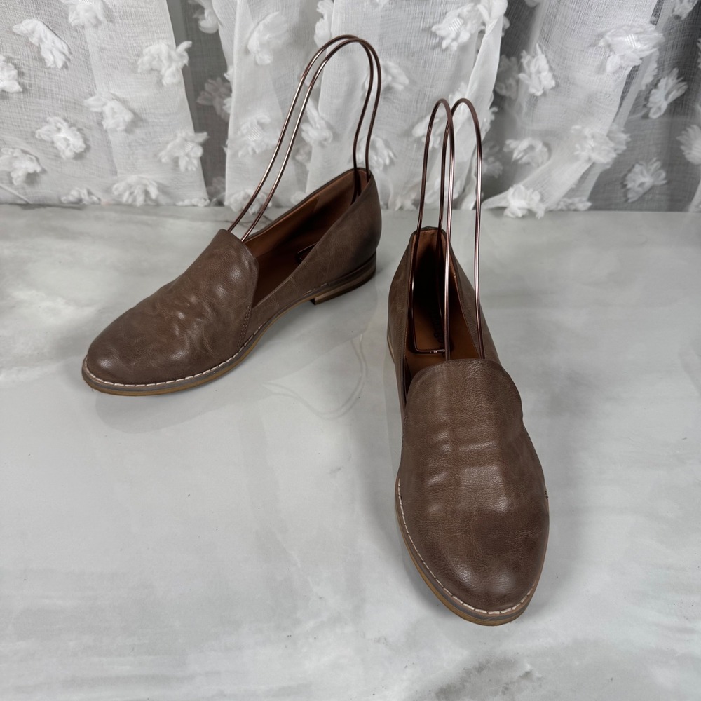 Indigo‎ Rd Brown Faux Leather Loafer Flats Slip On Neutral Classic Size 6M